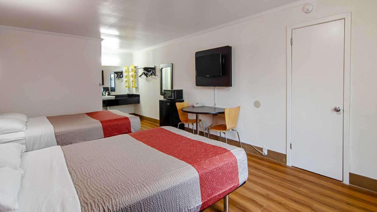 Motel 6-Bay Minette, Al Eksteriør bilde